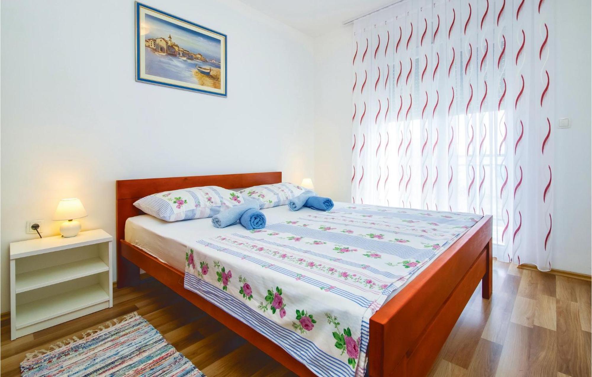 2 Bedroom Awesome Apartment In Mali Rat Sumpetar Esterno foto